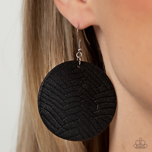 jewelry Jewelry - NWT Black Round Earrings